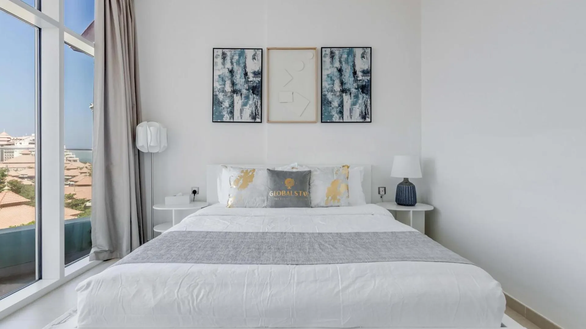 Luxury Azizi Mina Beachfront Apartments Dubai 0*,